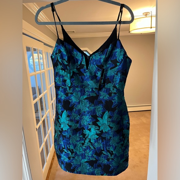 Lulu’s Jacquard Mini Dress - Picture 2 of 3